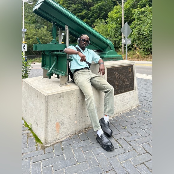 Wavy Oversized Button Shirt
Size S
Length 75 cm
Chest 120 cm
Shoulder 65 cm - Picture 3 of 6